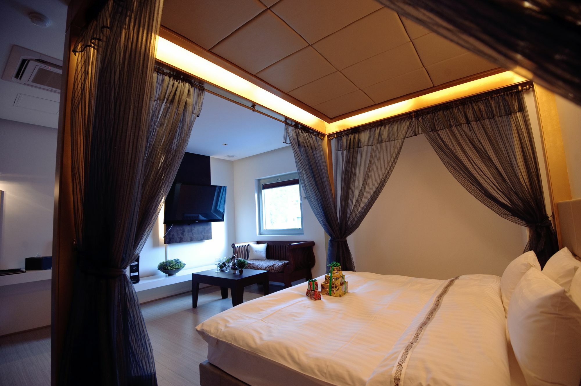 Jeonju Jazz Around Hotel Eksteriør billede